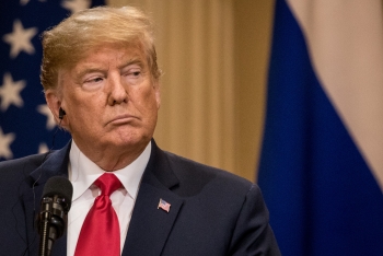 ប្រធានាធិបតីអាមេរិក លោក  Donald Trump "ឈឺក្បាល" ជាមួយគ្រប់បញ្ហាក្តៅៗនៅលើពិភពលោក