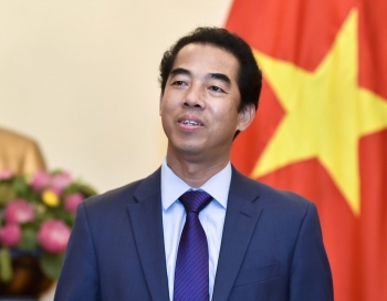 ដំណើរទស្សនកិច្ចរបស់នាយករដ្ឋមន្រ្តីវៀតណាមលោក Nguyen Xuan Phuc បានបង្កើតកម្លាំងចលករថ្មីសម្រាប់កិច្ចសហប្រតិបតិ្តការរវាងវៀតណាមជាមួយបណ្ដាប្រទេស
