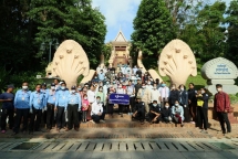 មន្ទីរវប្បធម៌និងវិចិត្រសិល្បៈកម្ពុជារួមជាមួយពលរដ្ឋចុះសំអាតបរិស្ថាននៅរមណីយដ្ឋានវត្តភ្នំ