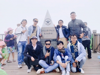 គំរូអំពីការខិតខំប្រឹងប្រែងជំនះពុះពាលើការលំបាករបស់និស្សិតកម្ពុជា