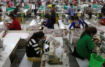 ADB ឲ្យ​កម្ពុជា​ខ្ចី ២៥០លានដុល្លារអាមេរិក ដើម្បី​ឆ្លើយតបនឹងវិបត្តិកូវីដ១៩