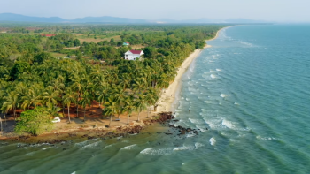 សម្រស់ស្រស់ត្រកាល នៃ​ឆ្នេរនេសាទ ដែលកំពុងល្បីនៅខេត្តកោះកុង