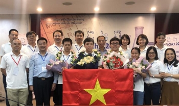 ដោយឈ្នះមេដាយមាសចំនួន ៤ គ្រឿង ក្រុមអូឡាំពិកគីមីវិទ្យាវៀតណាមទទួល បានសមិទ្ធិផលខ្ពស់ បំផុតក្នុង ប្រវត្តិសាស្ត្រ