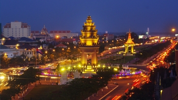 ADB ព្យាករណ៍កំណើនសេដ្ឋកិច្ចកម្ពុជាគឺខ្ពស់បំផុតនៅក្នុងតំបន់