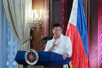 លោកប្រធានាធិបតី Duterte នាំបញ្ហាសមុទ្រខាងកើតទៅកាន់ប្រទេសចិន