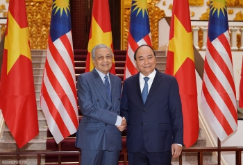 នាយករដ្ឋមន្ត្រីវៀតណាម លោក Nguyen Xuan Phuc អញ្ជើញទទួលស្វាគមន៍និងជួបសវនការជាមួយនាយករដ្ឋមន្ត្រីម៉ាឡេស៊ី
