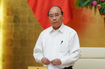 នាយករដ្ឋមន្រ្តីវៀតណាម លោក Nguyen Xuan Phuc អញ្ជើញធ្វើជាអធិបតីក្នុងកិច្ចប្រជុំទូទាំងប្រទេស ស្តីពីការពិភាក្សាដំណោះស្រាយប្រយុទ្ធប្រឆាំងនឹងជំងឺរាតត្បាតកូវ