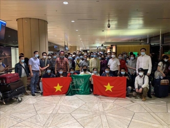 ពលរដ្ឋវៀតណាមជិត ៦០០ នាក់ពីកូរ៉េខាងត្បូង សាធារណរដ្ឋស៊ីបនិងអារ៉ាប់ប៊ីសាអូឌីតត្រឡប់មកកាន់ប្រទេសវិញ
