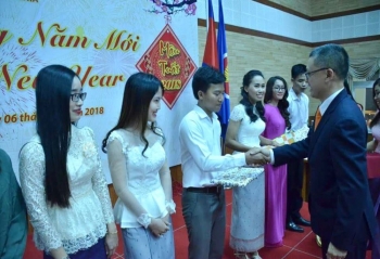 Kien Sehás - គំរូភ្លឺចែងចាំងនៅក្នុងសហគមន៍និស្សិតវៀតណាមនៅកម្ពុជា