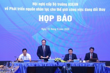 វៀតណាមជំរុញកិច្ចសហប្រតិបត្តិការអាស៊ានលើការអភិវឌ្ឍធនធានមនុស្ស