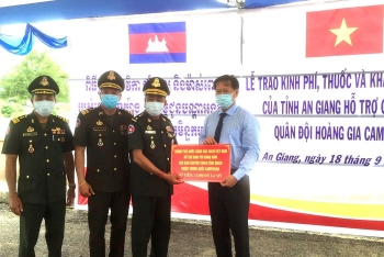 ខេត្ត An Giang៖ ជួយគាំទ្រដល់បណ្តាអង្គភាពនៃកងយោធពលខេមរភូមិន្ទ