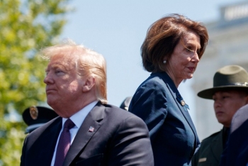 ប្រធានាធិបតី Trump បានចោទប្រកាន់ប្រធានសភាថាជាជនក្បត់ជាតិ