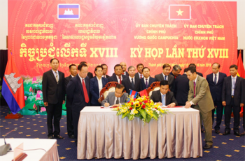 សម័យប្រជុំលើកទី ១៨ នៃគណៈកម្មការជំនាញរដ្ឋាភិបាលវៀតណាម - កម្ពុជា