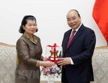 នាយករដ្ឋមន្ត្រី​វៀតណាម​លោក Nguyen Xuan Phuc អញ្ជើញទទួលជួបជាមួយលោកស្រី កិត្តិសង្គហ​បណ្ឌិត ម៉ែន សំអន ឧបនាយករដ្ឋមន្ត្រីកម្ពុជា