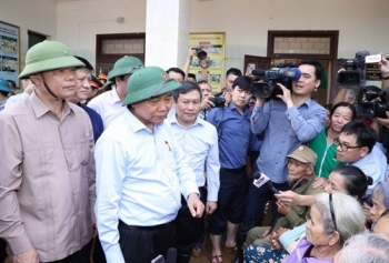 លោកនាយករដ្ឋមន្រ្តីស្នើឱ្យមានការជួយឧបត្ថម្ភប្រជាជននៅភាគកណ្ដាលដោយការទទួលខុសត្រូវខ្ពស់បំផុត
