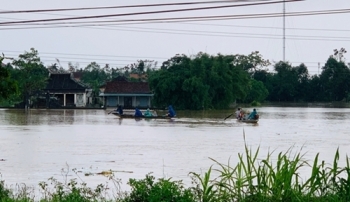 សហភាពអឺរ៉ុបជូនថវិកាចំនួន ១,៣ លានអឺរ៉ូដើម្បីជួយប្រជាជន ដែលរងគ្រោះដោយទឹកជំនន់នៅប្រទេសវៀតណាម
