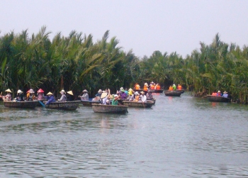 UNDP ជួយគាំទ្រសហគមន៍ប្រជាជនវៀតណាមនៅតាមឆ្នេរសមុទ្រសម្របខ្លួនទៅនឹងការផ្លាស់ប្តូរអាកាសធាតុ