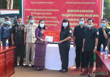 ក្រុមការងារជំនាញខេត្តដាក់ឡាក់ (DakLak) ជួបពិភាក្សាការងារជាមួយខេត្តមណ្ឌលគីរីប្រទេសកម្ពុជា