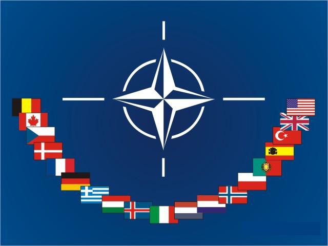 អាមេរិកប្រកាសថា សមាជិកនានានៃ NATO គួរបង្កើនការចំណាយឲ្យដល់ ២% នៃ GDP ដើម្បីទ្រទ្រង់អង្គការនេះ