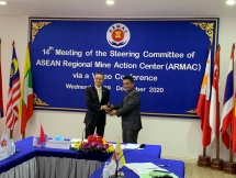 ឯកឧត្តមឯកអគ្គរដ្ឋទូត វ៉ូ ក្វាងមិញ អញ្ជើញធ្វើជាអធិបតីនៃកិច្ចប្រជុំលើកទី ១៤ គណៈកម្មាធិការ អចិន្ដ្រៃយ៍នៃមជ្ឈមណ្ឌលសកម្មភាពកំចាត់មីនក្នុងតំបន់អាស៊ាន (ARMAC