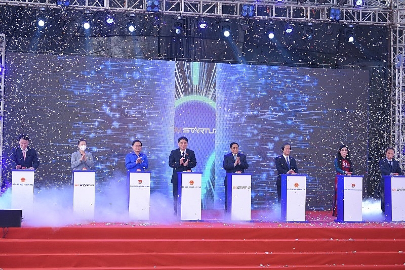 ចាំបាច់ត្រូវជំរុញយ៉ាងខ្លាំងក្លានូវប្រព័ន្ធអេកូឡូស៊ីចាប់ផ្តើមអាជីវកម្មក្នុងវិស័យអប់រំ