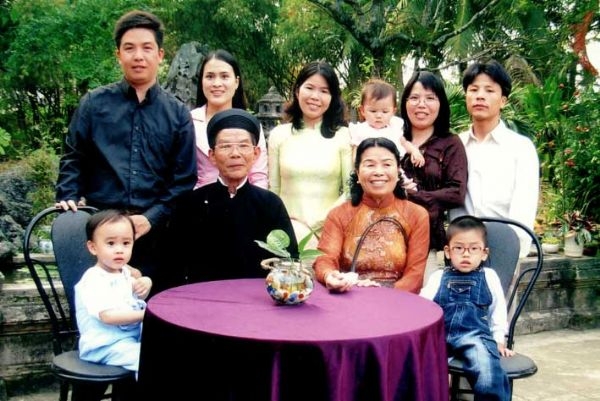 ជនបរទេសចាប់អារម្មណ៍នឹងរបៀបរស់នៅរបស់ជនវៀតណាម
