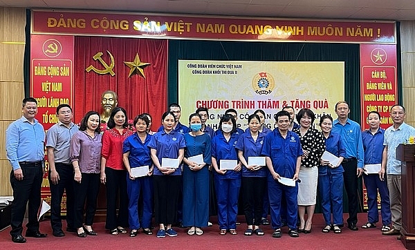 ការថែទាំសមាជិកសហជីពនិងកម្មករដែលមានស្ថានភាពលំបាកក្នុងឱកាសបុណ្យតេត