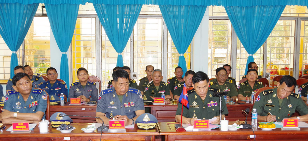 ទិដ្ឋភាពនៃកិច្ចប្រជុំ។