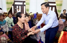 ការថែទាំជនងាយរងគ្រោះក្នុងអំឡុងពេលបុណ្យតេត៖ គោលនយោបាយដ៏ខ្ជាប់ខ្ជួនរបស់បក្សនិងរដ្ឋវៀតណាម
