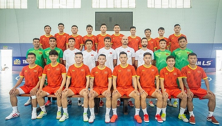 ក្រុមបាល់ទាត់ជម្រើសជាតិ Futsal វៀតណាម (រូបថត៖ VFF) ក្រុមបាល់ទាត់ជម្រើសជាតិ Futsal វៀតណាម (រូបថត៖ VFF)
