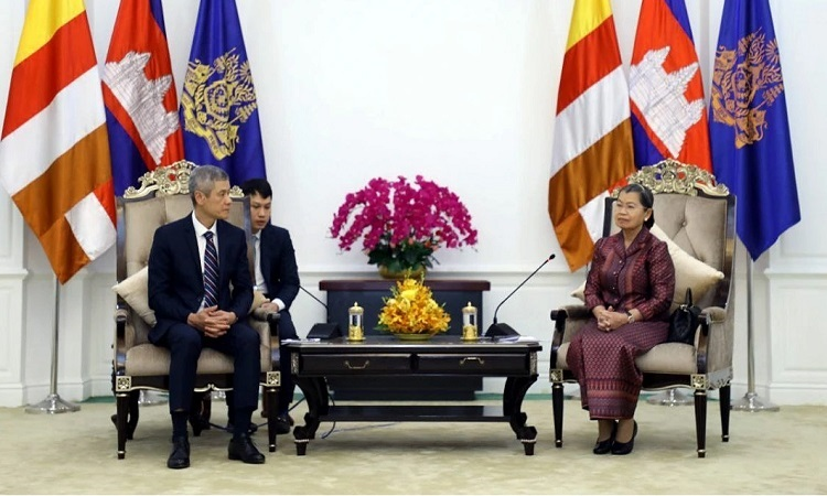 ទិដ្ឋភាពនៃជំនួប