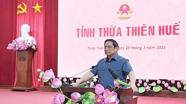 នាយករដ្ឋមន្ត្រីវៀតណាម លោក Pham Minh Chinh ថ្លែងក្នុងជំនួបធ្វើការជាមួយថ្នាក់ដឹកនាំខេត្ត Thua Thien Hue។