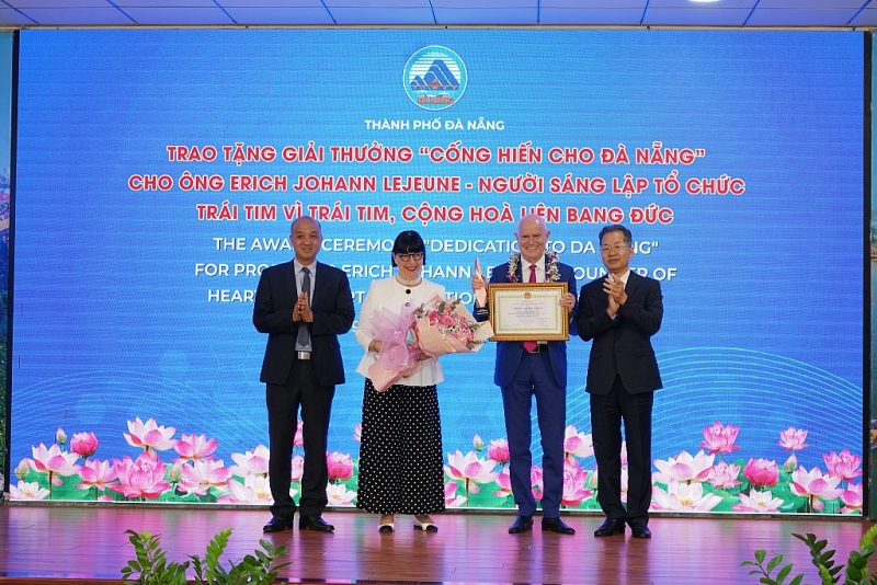 ដំណើរ «បេះដូងដើម្បីបេះដូង» នៅទីក្រុង Da Nang របស់ប្តីប្រពន្ធសាស្ត្រាចារ្យជនជាតិអាល្លឺម៉ង់