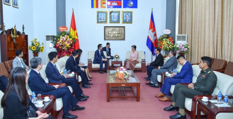 ទិដ្ឋភាពនៃជំនួប