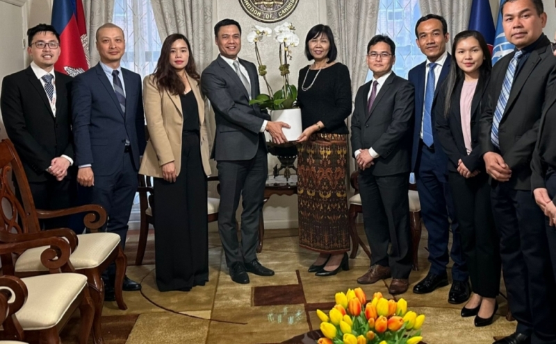 ប្រធានស្ថានបេសកកម្មអចិន្ត្រៃយ៍វៀតណាមប្រចាំនៅអង្គការសហប្រជាជាតិ ជូនពរបុណ្យចូលឆ្នាំថ្មីប្រពៃណីជាតិកម្ពុជា