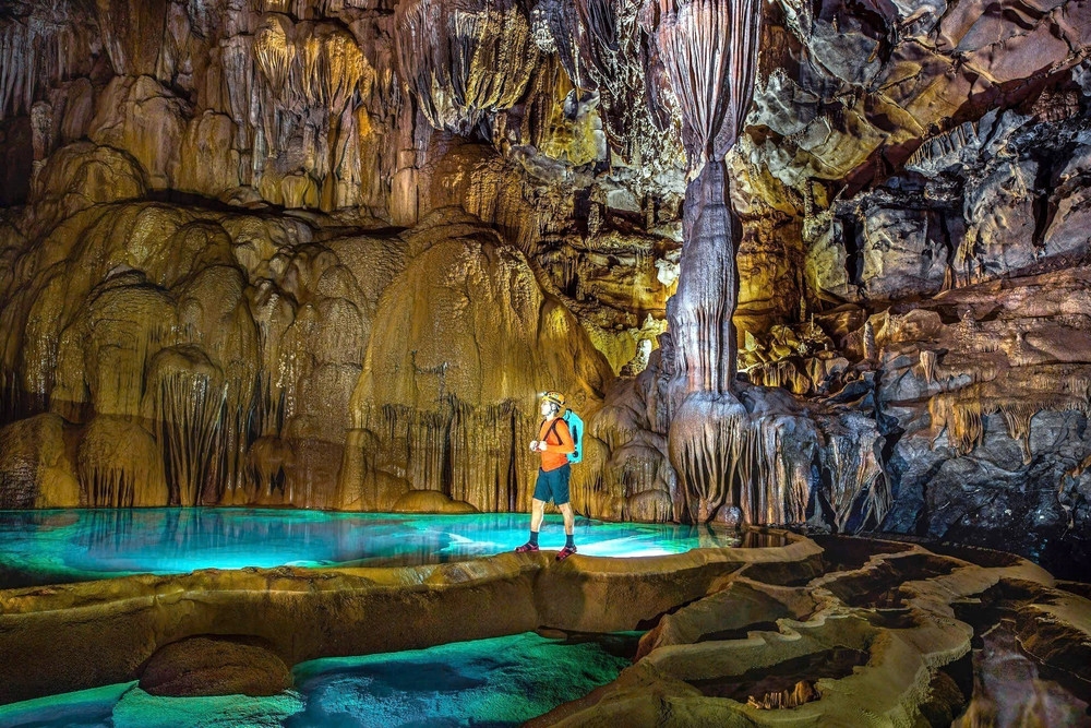 Phong Nha - Ke Bang គឺជាគោលដៅទេសចរណ៍ជួរមុខសម្រាប់ទេសចរណ៍ផ្សងព្រេង