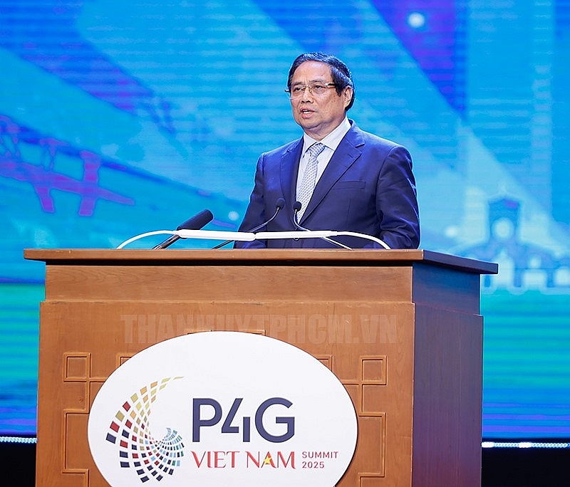 នាយករដ្ឋមន្ត្រីលោក ហ្វាម មិញជីញ ថ្លែងនៅក្នុងកិច្ចប្រជុំកំពូល P4G។ នាយករដ្ឋមន្ត្រីលោក ហ្វាម មិញជីញ ថ្លែងនៅក្នុងកិច្ចប្រជុំកំពូល P4G។