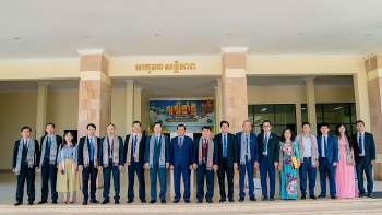 ការងាររណសិរ្សមុខរួមចំណែកពង្រឹងទំនាក់ទំនងមិត្តភាពរវាងខេត្ត Lam Dong និងខេត្តសៀមរាប