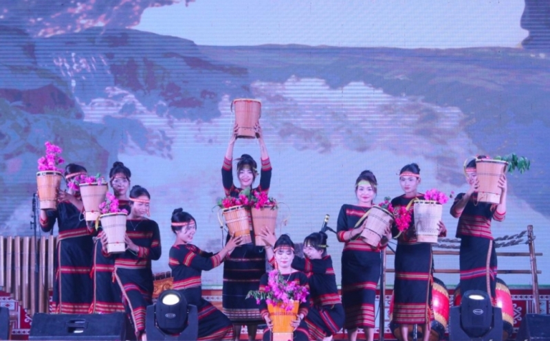 ការសម្តែងនៅក្នុងកម្មវិធី