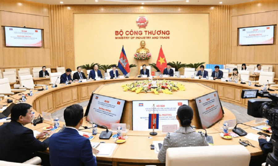ទិដ្ឋភាពនៃកិច្ចប្រជុំ។