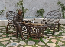 ពិភពលោកលើកតម្កើង ពង្រឹងនិងពង្រីកកេរ្តិ៍ដំណែលអំពីលោកប្រធានហូជីមិញ