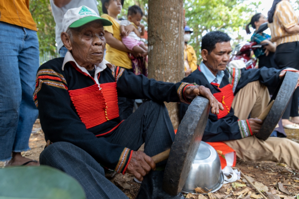 ពិធីបួងសួងសុំទឹកភ្លៀងរបស់ជនជាតិ Ede (វៀតណាម)