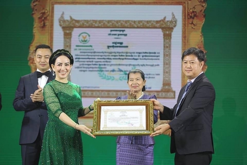 ពិធីសម្ពោធផ្លូវការក្រុមហ៊ុន ហាវត្រាស ឃែភីថល អ៊ិនវេសម៊ិន (HaoTrust Capital Investment Co, Ltd)
