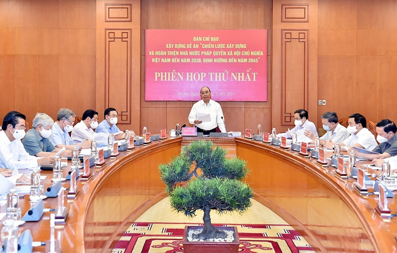 លោកប្រធានរដ្ឋវៀតណាម Nguyen Xuan Phuc អញ្ជើញដឹកនាំជំនួបធ្វើការ ស្ដីពីគម្រោង “ យុទ្ធសាស្ត្រស្ថាបនា និងសុក្រិតនិតិរដ្ឋសង្គមនិយមវៀតណាមដល់ឆ្នាំ ២០៣០ តម្រង់ទិសដៅដល់ឆ្នាំ ២០៤៥” (រូបថត៖ VGP)