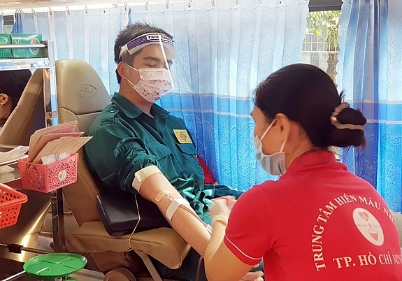 កងសេនាជនទីក្រុងហូជីមិញចូលរួមយ៉ាងសកម្ម និងពោរពេញទៅដោយមនោសញ្ចេតនា កងសេនាជនទីក្រុងហូជីមិញចូលរួមយ៉ាងសកម្ម និងពោរពេញទៅដោយមនោសញ្ចេតនា