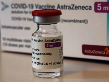 វ៉ាក់សាំងបង្ការកូវីដ-១៩ AstraZeneca ចំនួនជាង ៦៦០.០០០ដូសបានមកដល់វៀតណាម