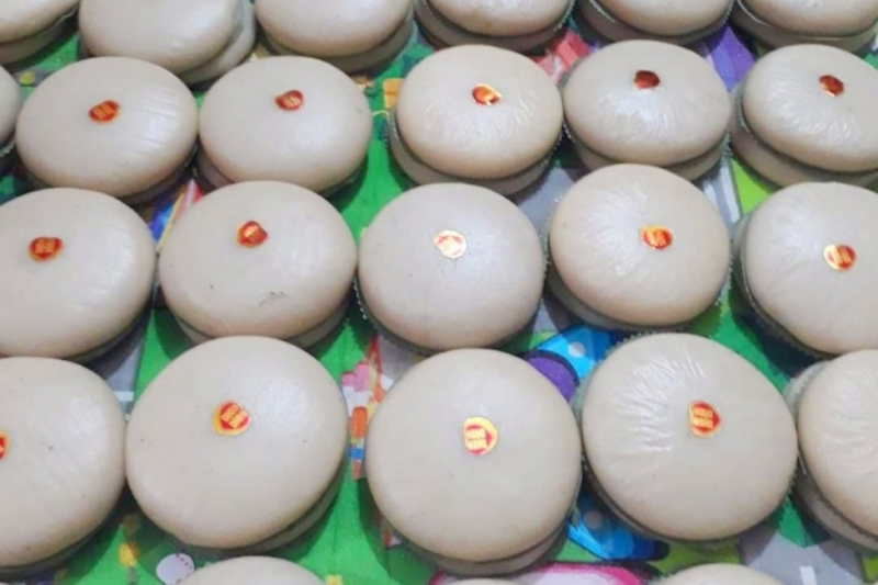 នំយ៉ៃ (day) ត្រូវបានគ្រួសារកូនកំលោះត្រៀមរៀបចំដើម្បីនាំយកទៅផ្ទះកូនក្រមុំ។ (រូបថត៖ VOV)