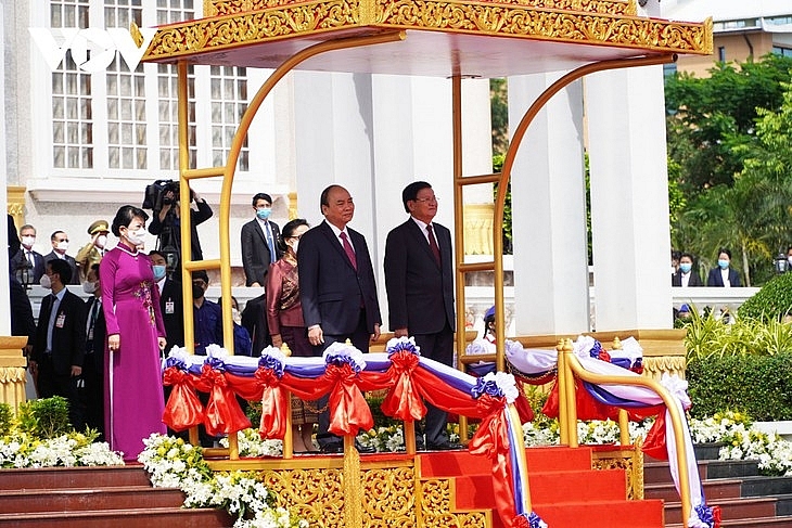 ពិធីទទួលបដិសណ្ឋារកិច្ចប្រធានរដ្ឋវៀតណាមលោក Nguyen Xuan Phuc និងលោកជំទាវត្រូវបានធ្វើឡើងដោយពិធីកិច្ចខ្ពស់បំផុតសម្រាប់ប្រមុខរដ្ឋ។ (រូបថត៖ VOV)