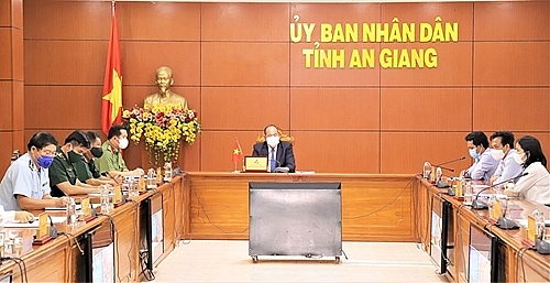 ទិដ្ឋភាពនៃកិច្ចប្រជុំនៅឯខេត្ត An Giang (រូប​ថត៖ baoangiang.com.vn)