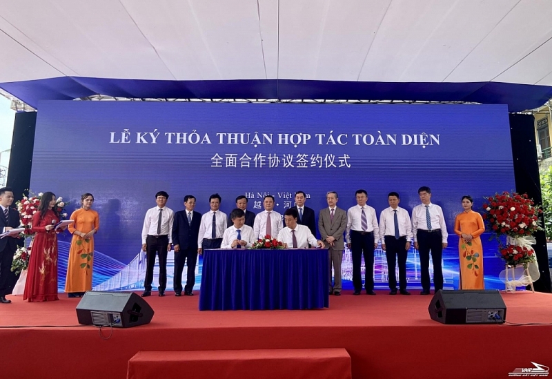 ពិធីចុះហត្ថលេខាលើកិច្ចព្រមព្រៀងសហប្រតិបត្តិការគ្រប់ជ្រុងជ្រោយលើផ្លូវដែករវាងវៀតណាម និងចិន